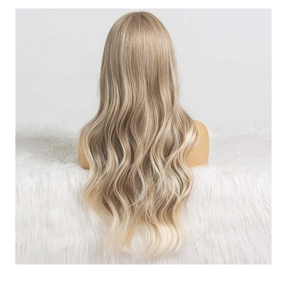 🆕️ Long Curly Wavy Heat Resistant Wig
